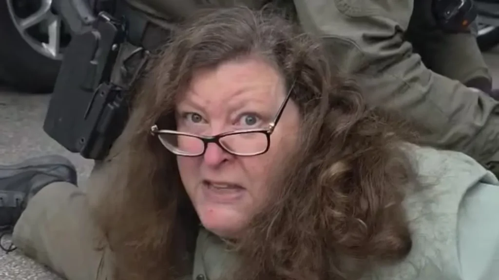 Heated Scene in Chicago