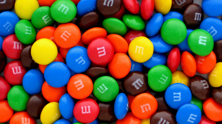 M&M